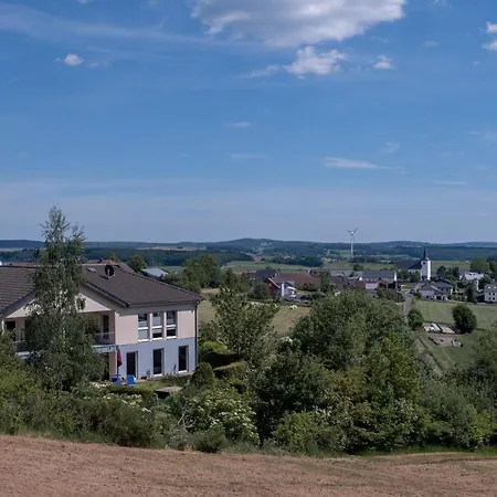 Schwalbennest Weinsheim (Bitburg-Prum)
