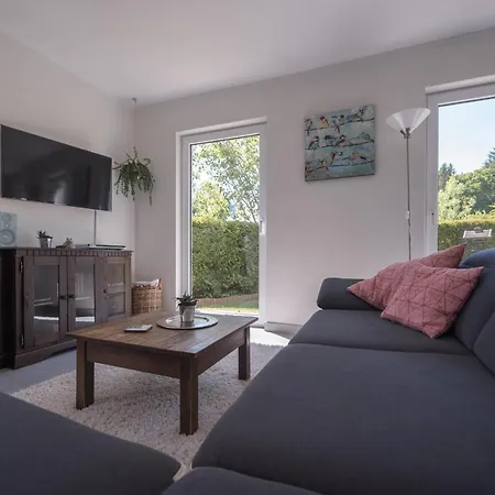 Schwalbennest Weinsheim (Bitburg-Prum)