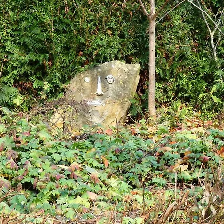 Schwalbennest * Weinsheim (Bitburg-Prum)